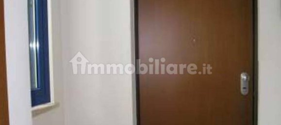 Офис с 3 комнатами в Пескара, Италия № 101797 6