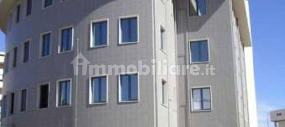 Офис с 3 комнатами в Пескара, Италия № 101797 13