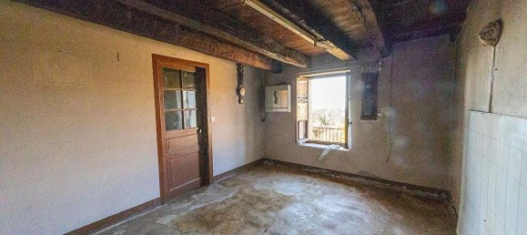 5 rooms House in Violay, France No. 195600 9