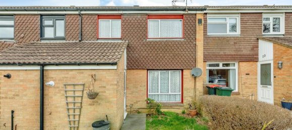 3 bedrooms House in Crawley, United Kingdom No. 6277 14