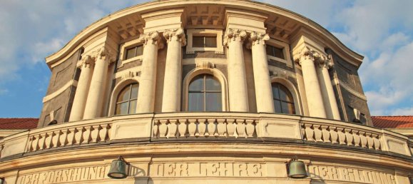 2 bedrooms Penthouse in Eimsbuttel, Germany No. 324524 19