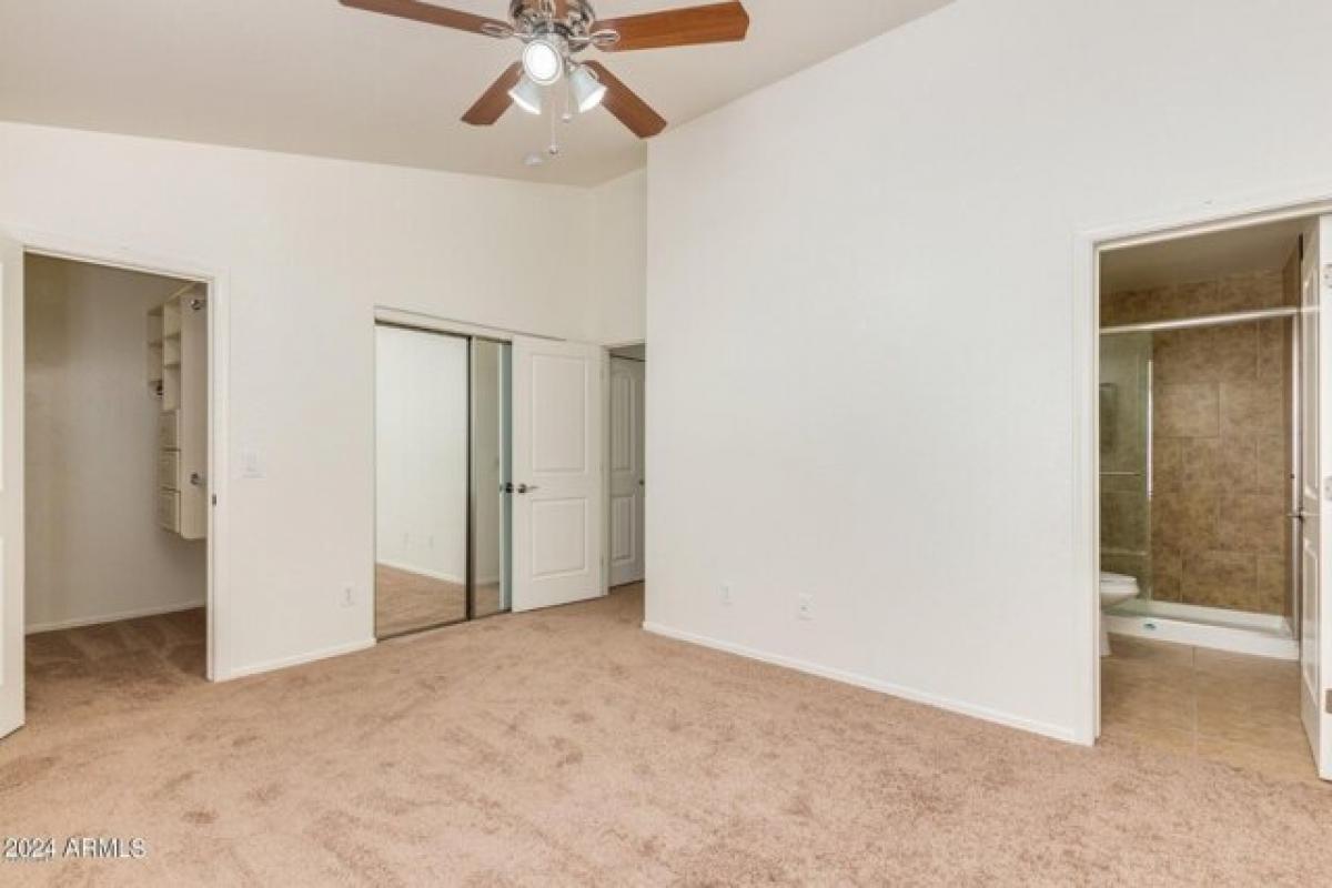 Дом с 3 спальнями в Glendale, США № 260025