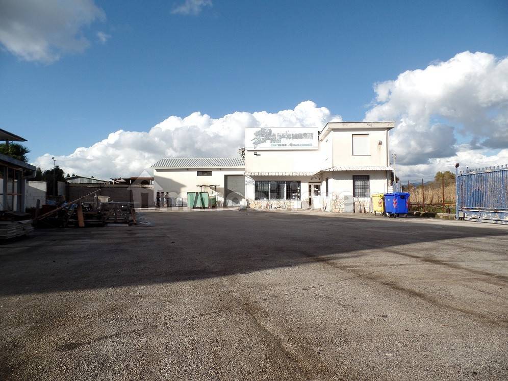  مستودع في Aprilia, Italy 523متر مربع رقم 224426