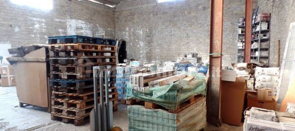  مستودع في Aprilia, Italy 523متر مربع رقم 224426 12