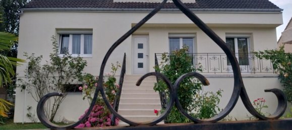6 bedrooms House in Chartres, France No. 265005 12