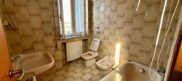 2 rooms Apartment in Cormano, Italy No. 16833 12