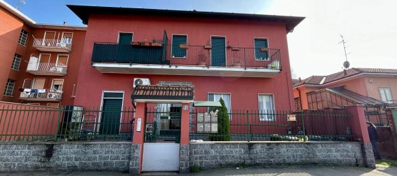 2 rooms Apartment in Cormano, Italy No. 16833 23