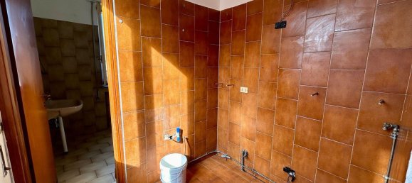 2 rooms Apartment in Cormano, Italy No. 16833 11
