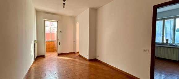 2 rooms Apartment in Cormano, Italy No. 16833 4