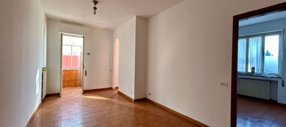 2 rooms Apartment in Cormano, Italy No. 16833 2