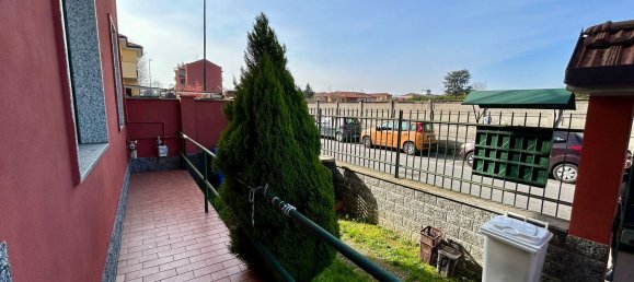 2 rooms Apartment in Cormano, Italy No. 16833 18