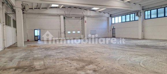 Almacén en Udine, Italy 5500 m² No. 317786 6