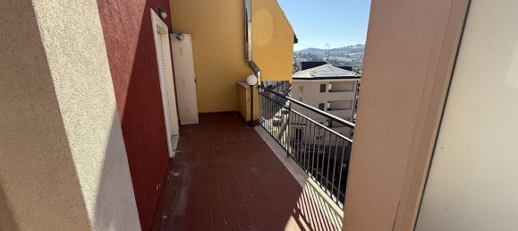 7 rooms Penthouse in San Cataldo, Italy No. 297000 15