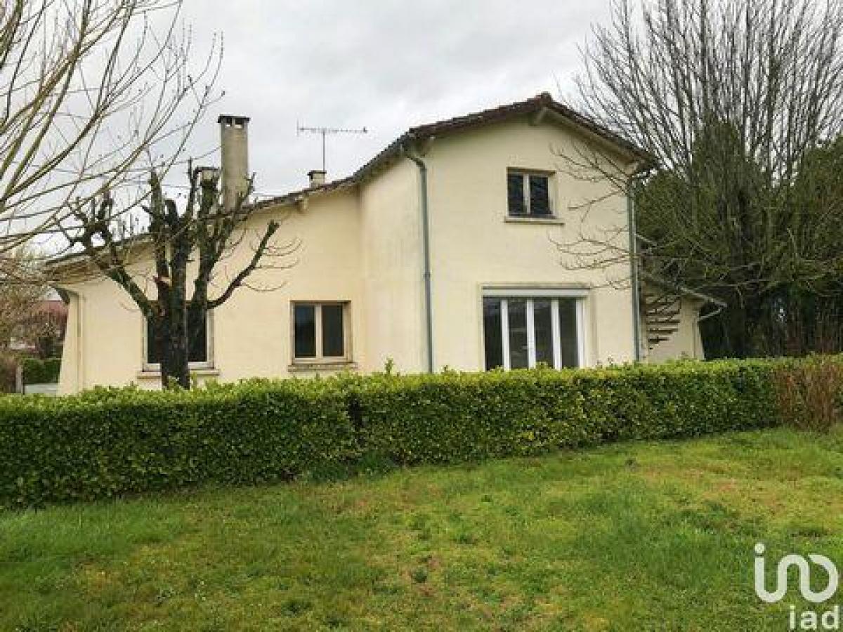 4 bedrooms House in Revel, France No. 23933