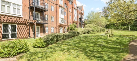 2 bedrooms Apartment in London, United Kingdom No. 7720 22