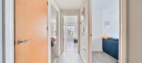 2 bedrooms Apartment in London, United Kingdom No. 7720 9