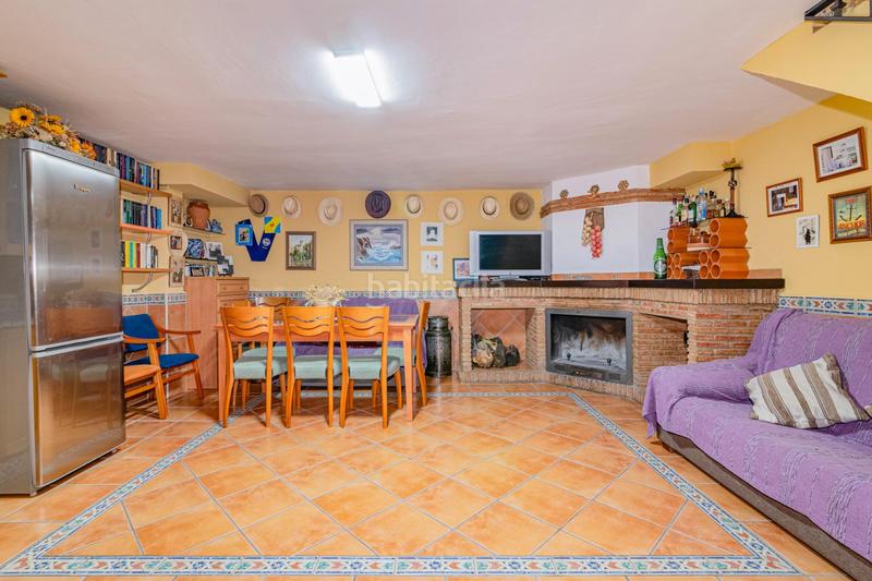 Adosado de 3 dormitorios en La Zubia, Spain No. 259240