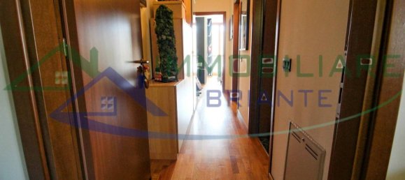 3-salle Appartement à Somma Lombardo, Italy No. 41387 11