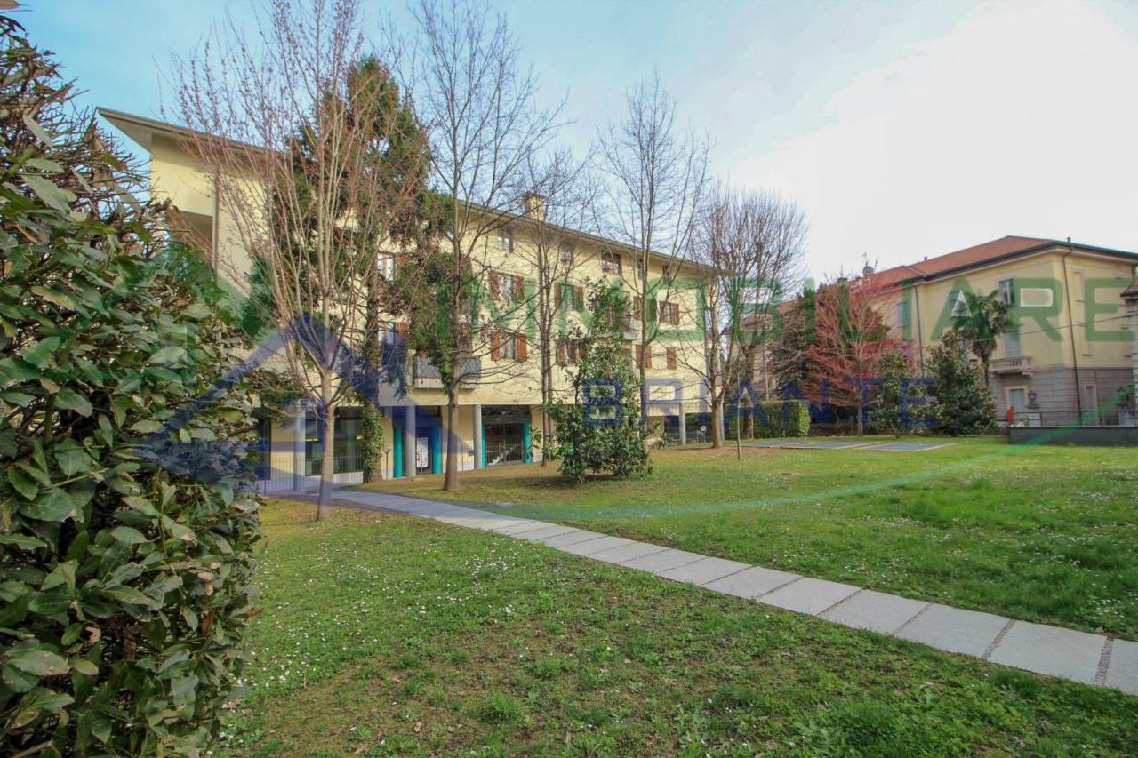 3-salle Appartement à Somma Lombardo, Italy No. 41387
