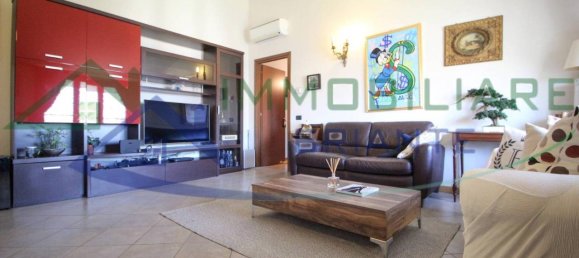 3-salle Appartement à Somma Lombardo, Italy No. 41387 10