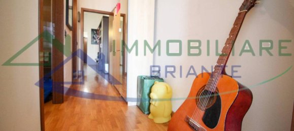 3-salle Appartement à Somma Lombardo, Italy No. 41387 13