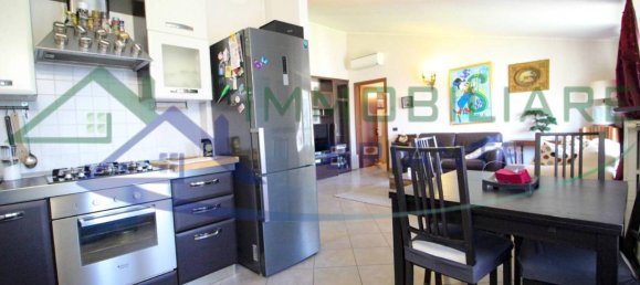 3-salle Appartement à Somma Lombardo, Italy No. 41387 23