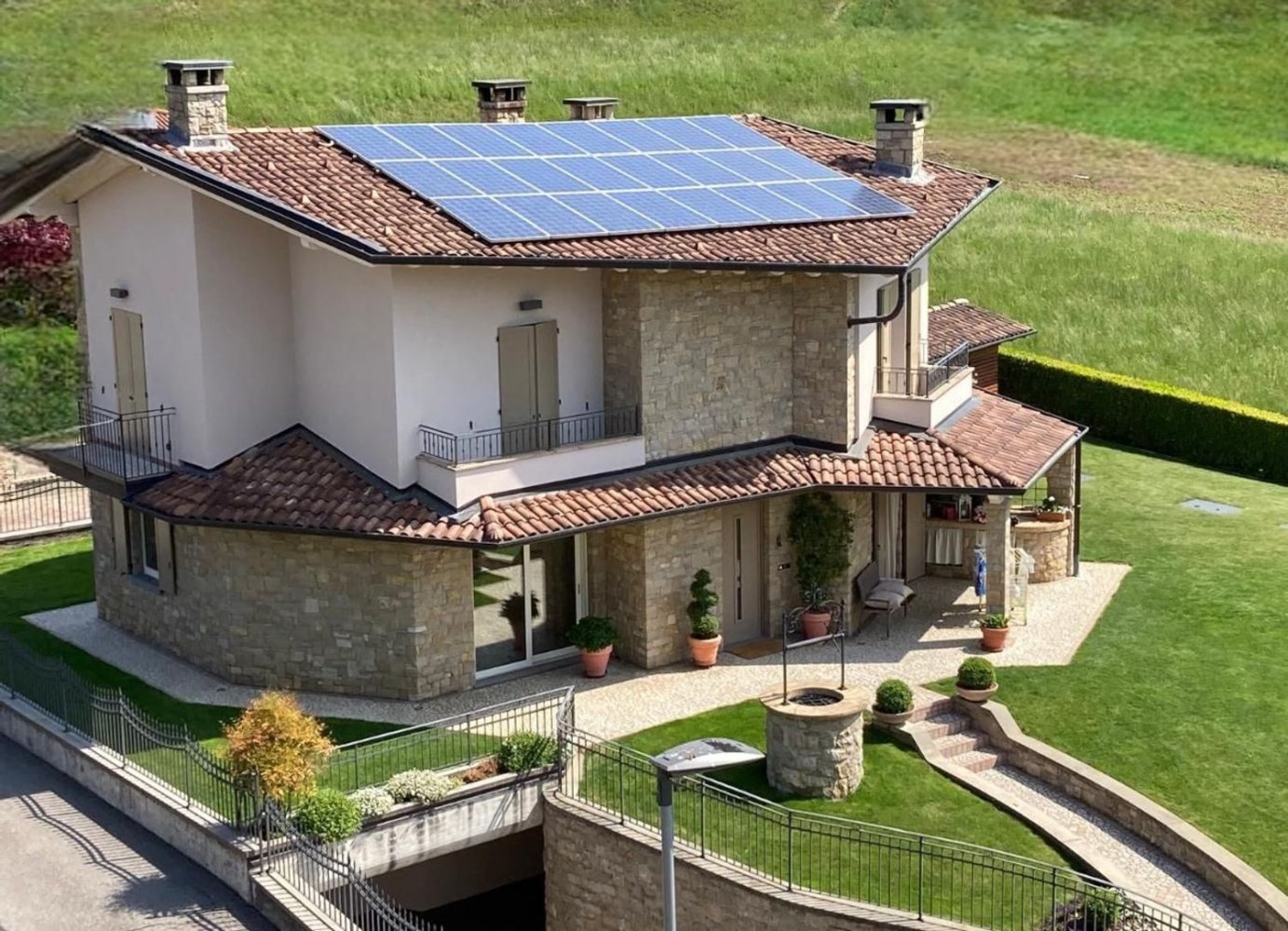 5 rooms Villa in Rovetta, Italy No. 165233