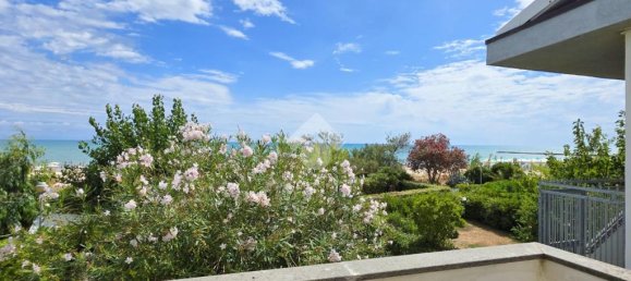 Квартира с 3 спальнями в Сильви, Италия № 257834 15