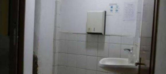 227m² Commercial property in Montevarchi, Italy No. 376150 12