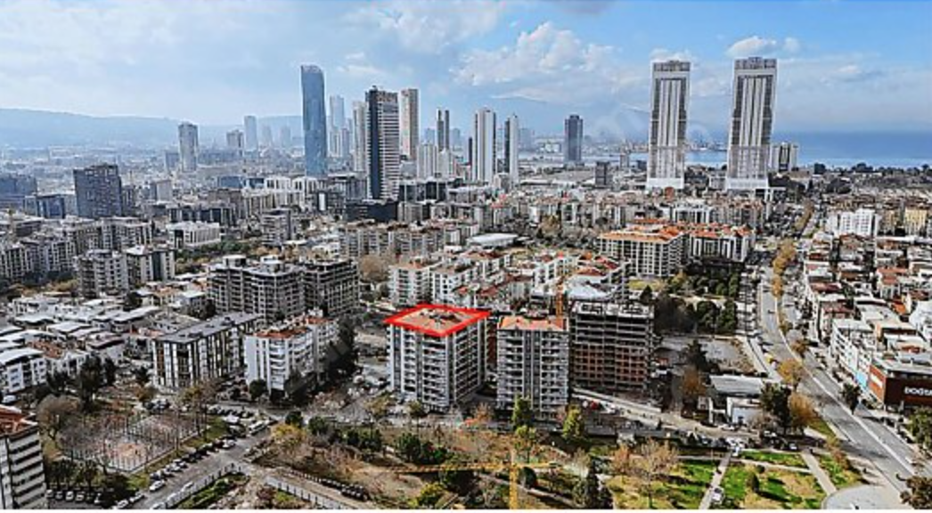 Квартира 4+1 в Измир, Турция № 40400