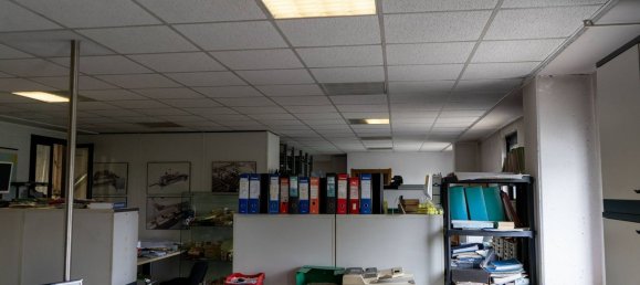 Entrepôt à Mozzate, Italy 580m² No. 72894 13