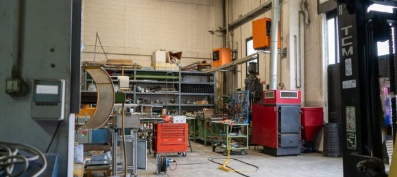 Entrepôt à Mozzate, Italy 580m² No. 72894 17