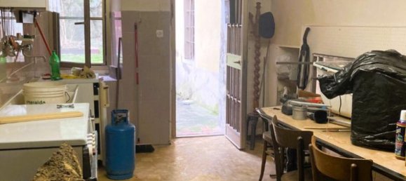 2 bedrooms House in Varano de' Melegari, Italy No. 54671 3