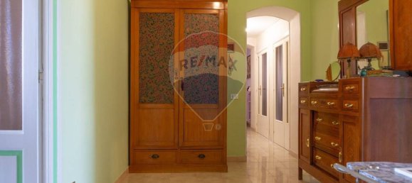5 rooms Apartment in Chieti, Italy No. 300826 16