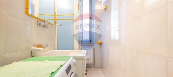 5 rooms Apartment in Chieti, Italy No. 300826 9