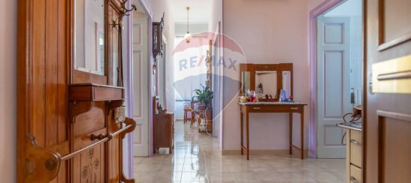 5 rooms Apartment in Chieti, Italy No. 300826 7