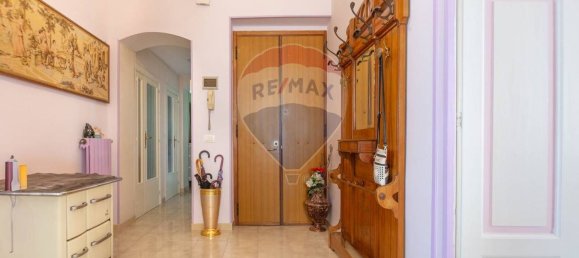 5 rooms Apartment in Chieti, Italy No. 300826 8