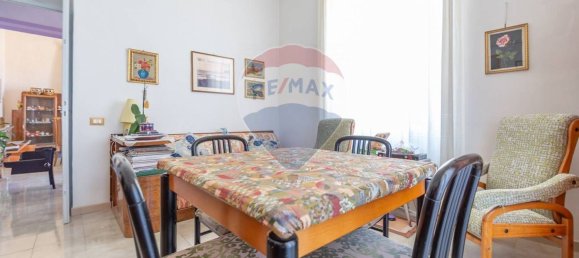 5 rooms Apartment in Chieti, Italy No. 300826 6