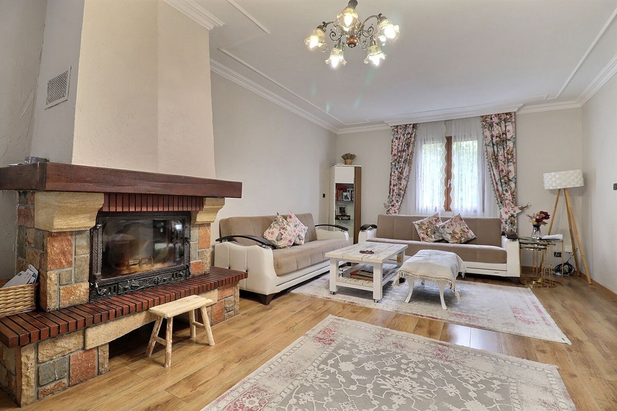 4 غرف نوم منزل في Montigny-les-Cormeilles, France رقم 176923