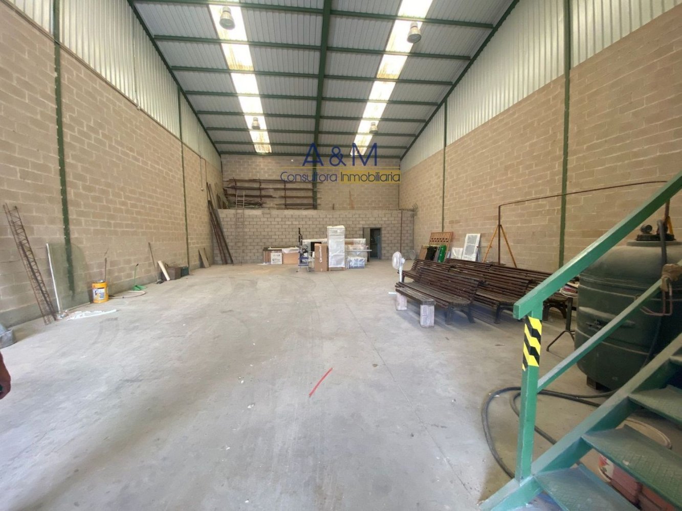 Entrepôt à Valladolid, Spain 330m² No. 79041