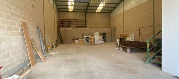 Entrepôt à Valladolid, Spain 330m² No. 79041 2