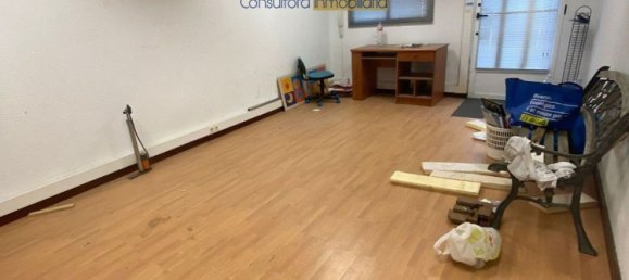 Entrepôt à Valladolid, Spain 330m² No. 79041 12