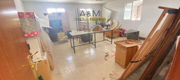 Entrepôt à Valladolid, Spain 330m² No. 79041 8