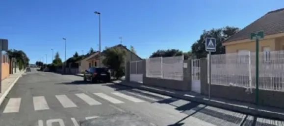  قطعة أرض في Zarzuela Del Monte, Spain 1056متر مربع رقم 90210 9