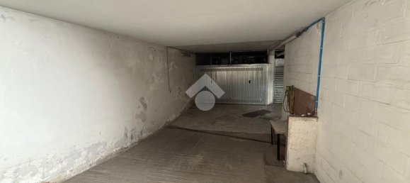 1-Zimmer Garage in Turin, Italy, Nr. 299966 4