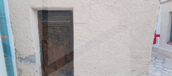 Дом с 2 комнатами в Полиньяно а Маре, Италия № 22525 12