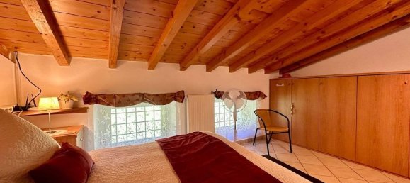 Квартира с 3 комнатами в Карлаццо, Италия № 156957 12