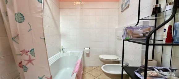 Квартира с 3 комнатами в Карлаццо, Италия № 156957 17