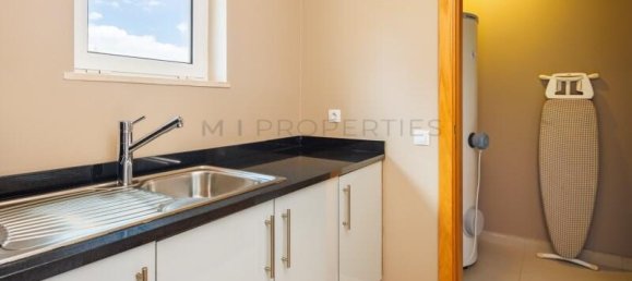 Villa de 3 dormitorios en Lagoa, Portugal No. 92930 8