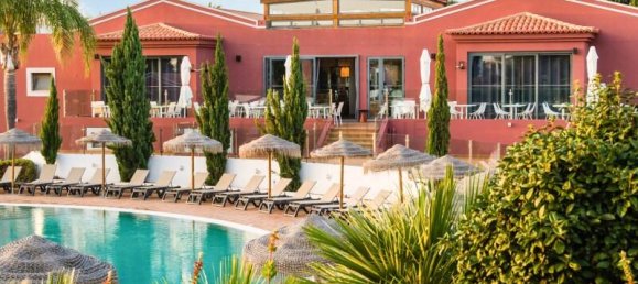 Villa de 3 dormitorios en Lagoa, Portugal No. 92930 33